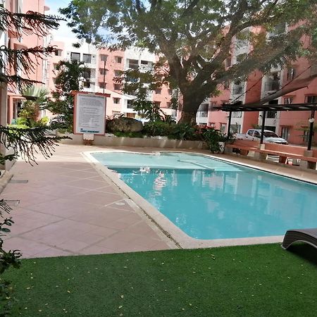 Condo Azur Suites B207 Near Airport, Netflix, Stylish, Cozy With Swimming Pool Lapu-Lapu City Bagian luar foto